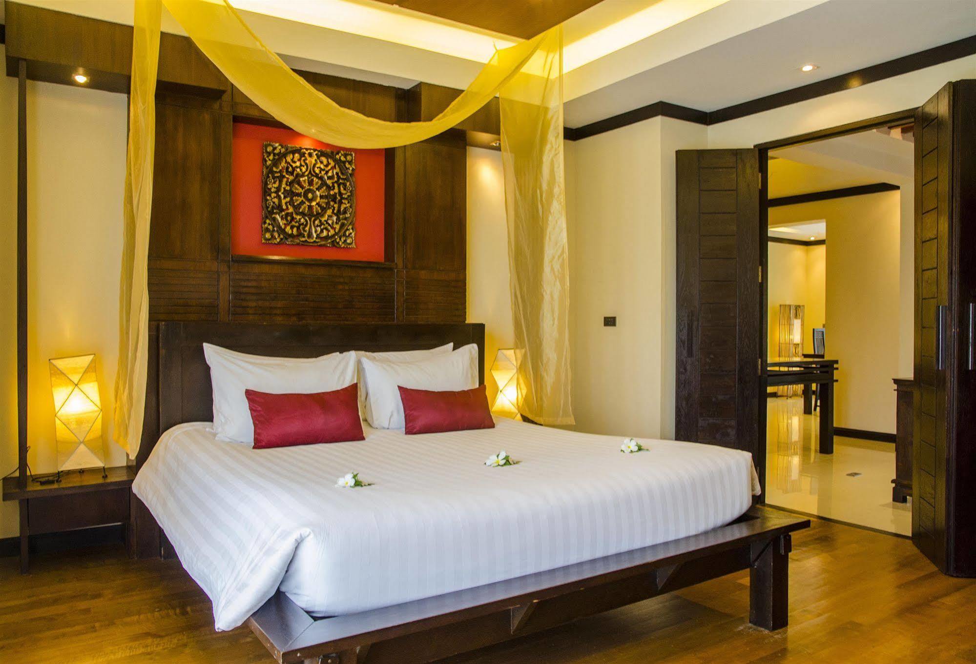 Kirikayan Residences Koh Samui 度假居 *