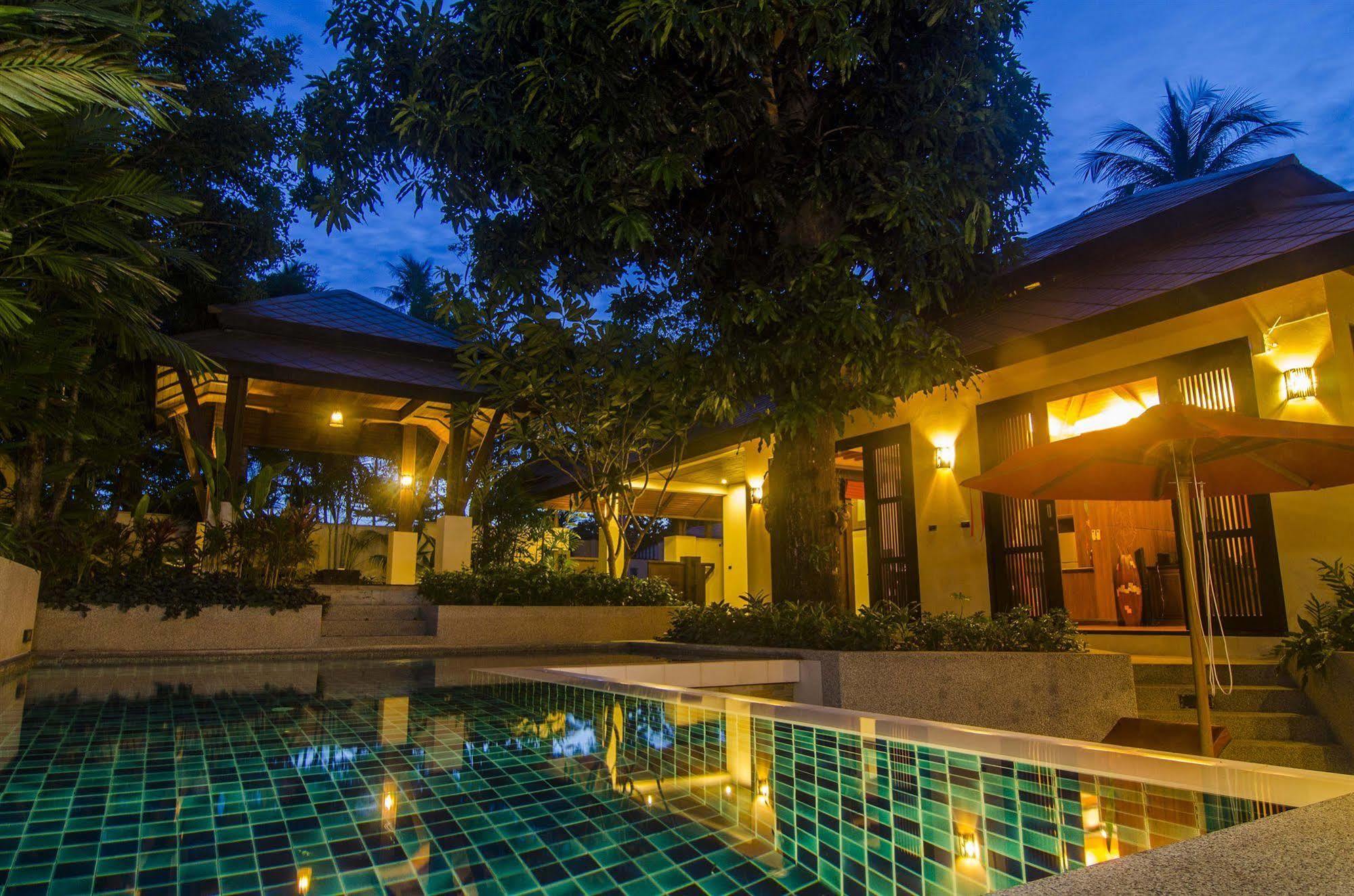 Kirikayan Residences Koh Samui छुट्टी का घर Mae Nam